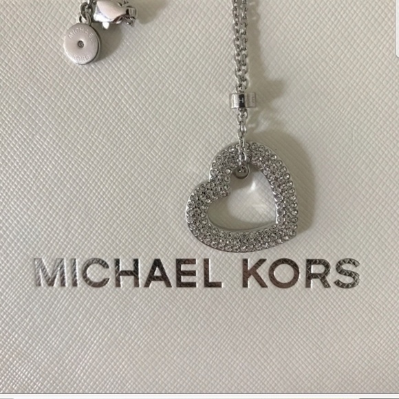 NWT authentic MK silver tone heart pendant - Picture 2 of 5
